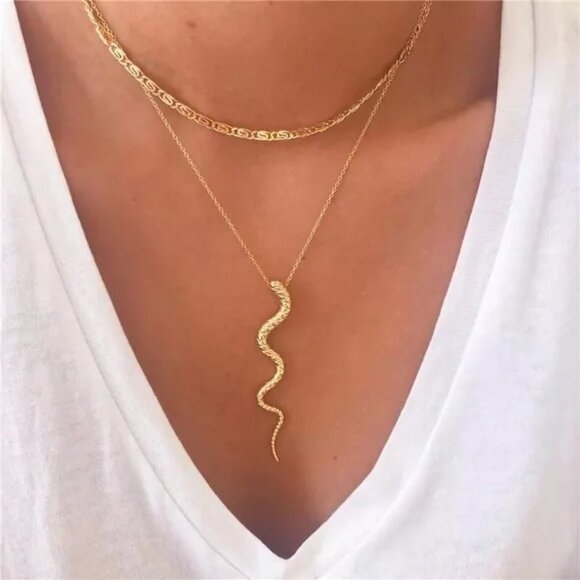 “One Of A Kind" Snake Chain Layered Gold NYC Streetwear Punk Statement Necklace - Picture 5 of 5